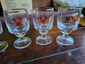 Sada zlatenych pohárov - 2