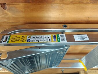 Schodíky / Rebrík ALVE 8x1 - 2