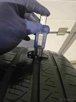 Celoročné Pneu Pirelli 285/40 R20 - 2