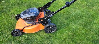 Akumulatorova kosacka - 2