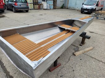 Hliníkový čln Arrow - 2