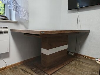 Kuchynský rozťahovací stôl - 2