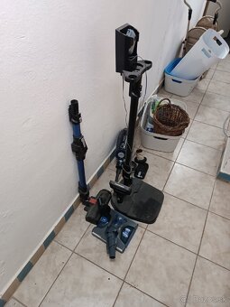 Rowenta tyčový vysávač - 2