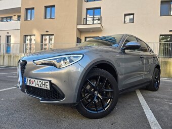 Alfa Romeo Stelvio 2.0 Q4 280ps - 2