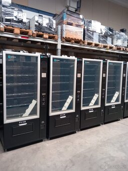 Predám predajný automat TCN - so zárukou - 2