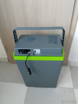 Chladnička do auta 12V - 2