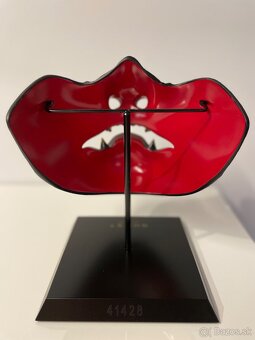 Ghost of Tsushima – samurajská maska z Collector’s Edition - 2