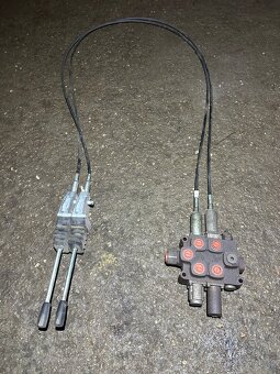 Predám hydraulický rozvádzač - 2
