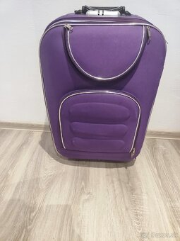 Fialový cestovný kufor - 2