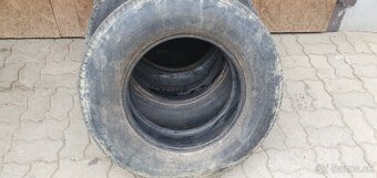 Predám pneu 205/80 r16 - 2