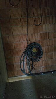 Partia elektrikárov hľadá prácu v Nemecku - 2