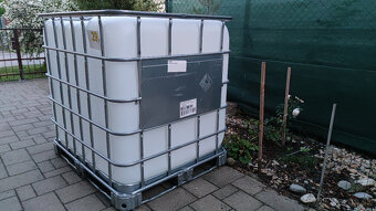 1000L IBC plastový kontajner / nádoba / nádrž na vodu - 2