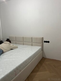 Predám postel - 2