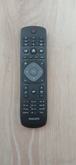 Predám malú TV Philips + káblovú klávesnicu, myš a ovládač - 2