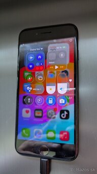 Vymenim iPhone SE 64GB - 2
