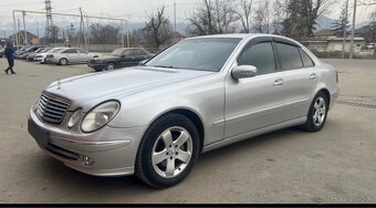 Mercedes w211 270 cdi automat - 2