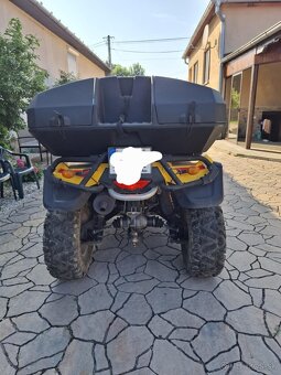 Can Am outlander 800 - 2