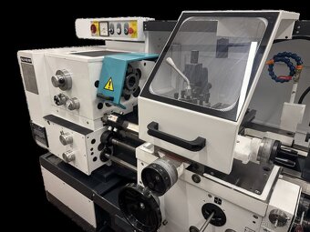 Sústruh SUI 40RP po generálnej oprave TOS Trenčín - 2