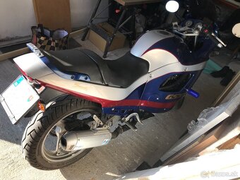 Suzuki GSX 600 - 2