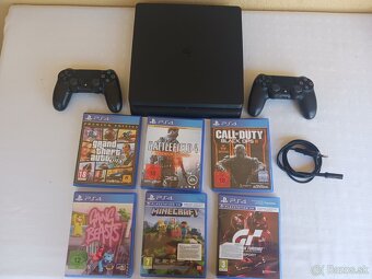 PlayStation 4  Slim - 2