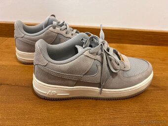 Nike Air Force LV8 3 sive c. 38 - 2