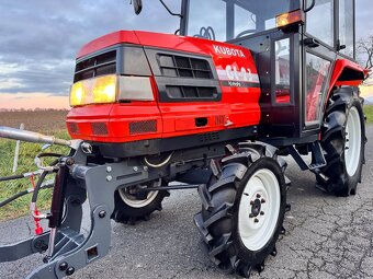 KUBOTA GL23 vyhřívaná kabina • radlice + sypa - 2