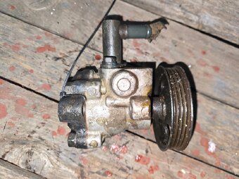 Servočerpadlo Hyundai Accent 1.3 5711025000 - 2