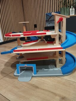 Parkovacia garáž - 2