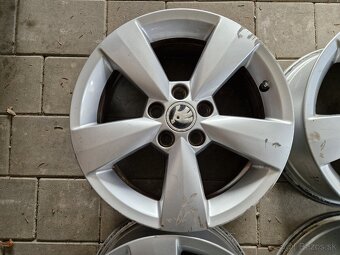Skoda 5x100 R15-Pneu Mam - 2