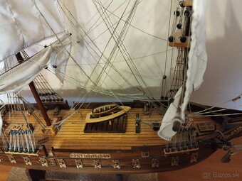 Model lode USS Constitution - 2