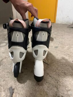 Dievcenske kolieskove korcule - 2