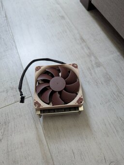 CPU, chladič - 2