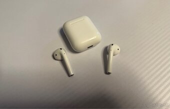 Airpods 2nd gen - 2