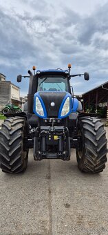 Ponúkam na predaj traktor New Holland T8.330 - 2