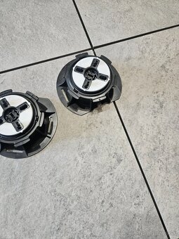 Dlažba hrubá 20 mm aj na terče, 60x60, farba sivá silver - 2