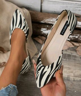 Dámske topánky zebra - 2
