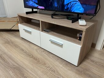 Tv stolik/ skrinka pod TV - 2