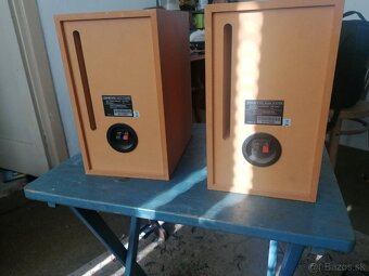 Onkyo monitory - 2