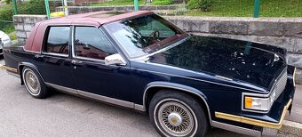 Cadillac Deville, 6 miestny sedan - 2