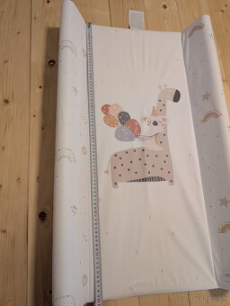 Prebaľovací pult - 2