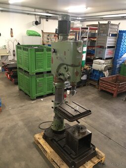 Stojanová vŕtačka - 2