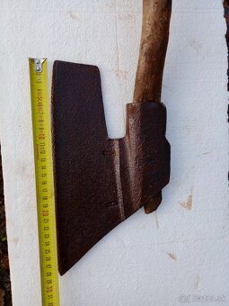 Sekery.Tešla.Topor. - 2