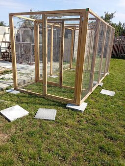 Predám veľkú priestrannú volieru - 2