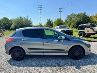 Peugeot 308 1.4 Benzín - 2