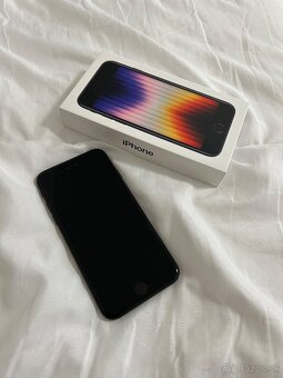 iPhone SE 128GB 2022 (3.generácia) - 2