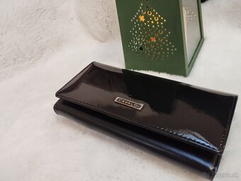 Dámska čierna peňaženka - 2