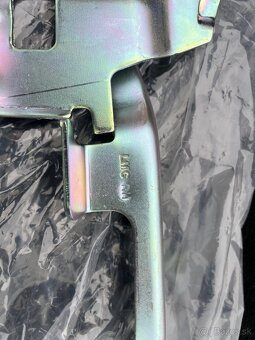 Pánt prednej kapoty Hyundai ix35 PP - 2