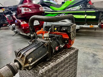 Benzínový rázový uťahovák Master 35 + vŕtanie pražcov - 2