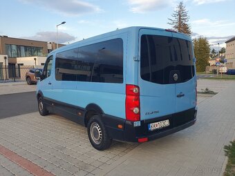 Volkswagen Crafter 2.5 TDI 9-miestny - 2