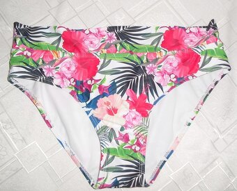 French francuzske zvacsujuce bikiny - 2